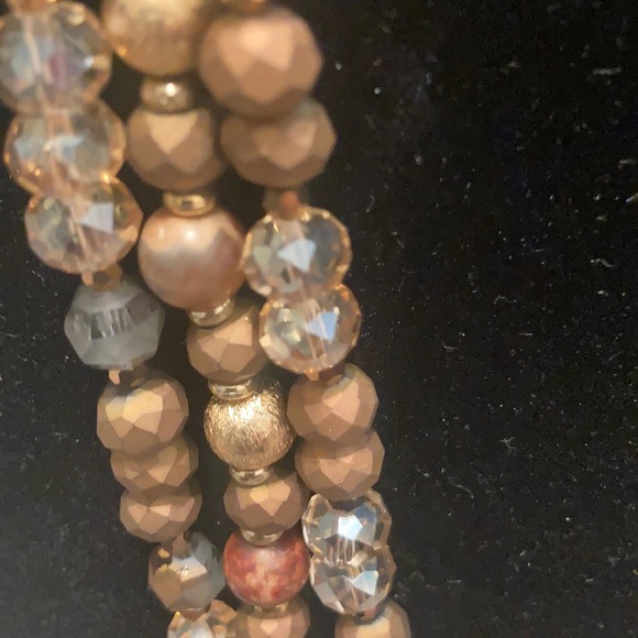 Necklace - Picture 2 of 3